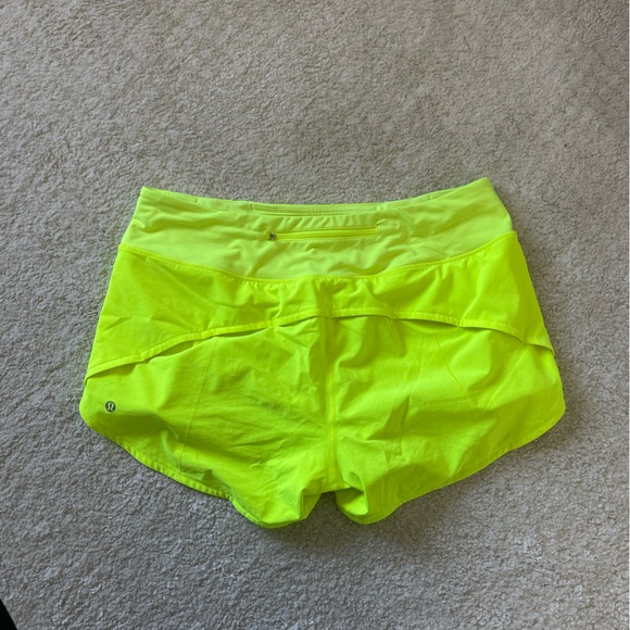 Lululemon Speed Up High-Rise Lined Shorts 4” - Picture 2 of 3